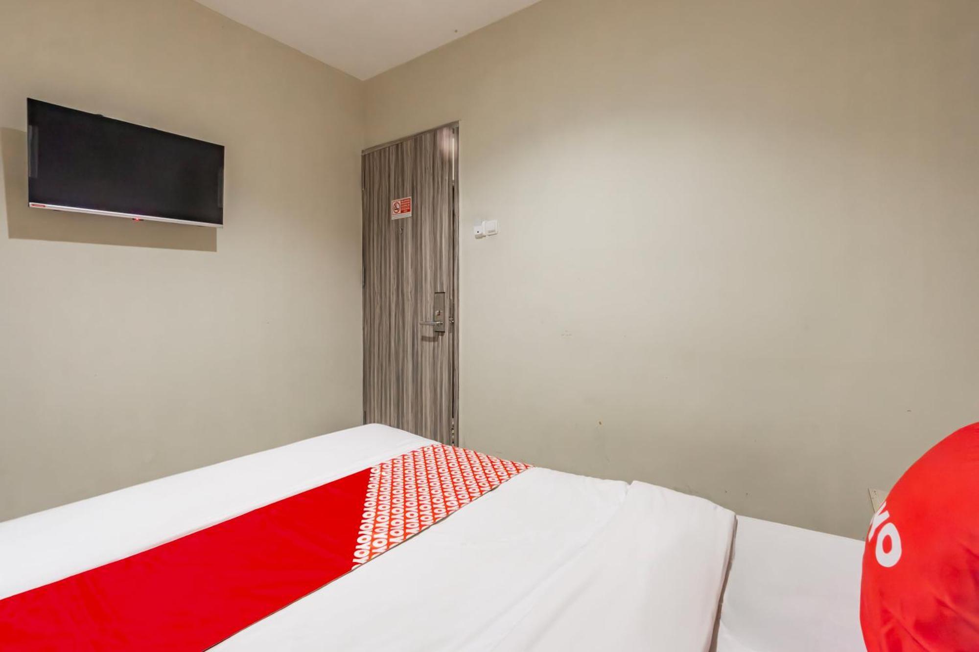 Ace Business Hotel Galaxy Сурабая Екстер'єр фото