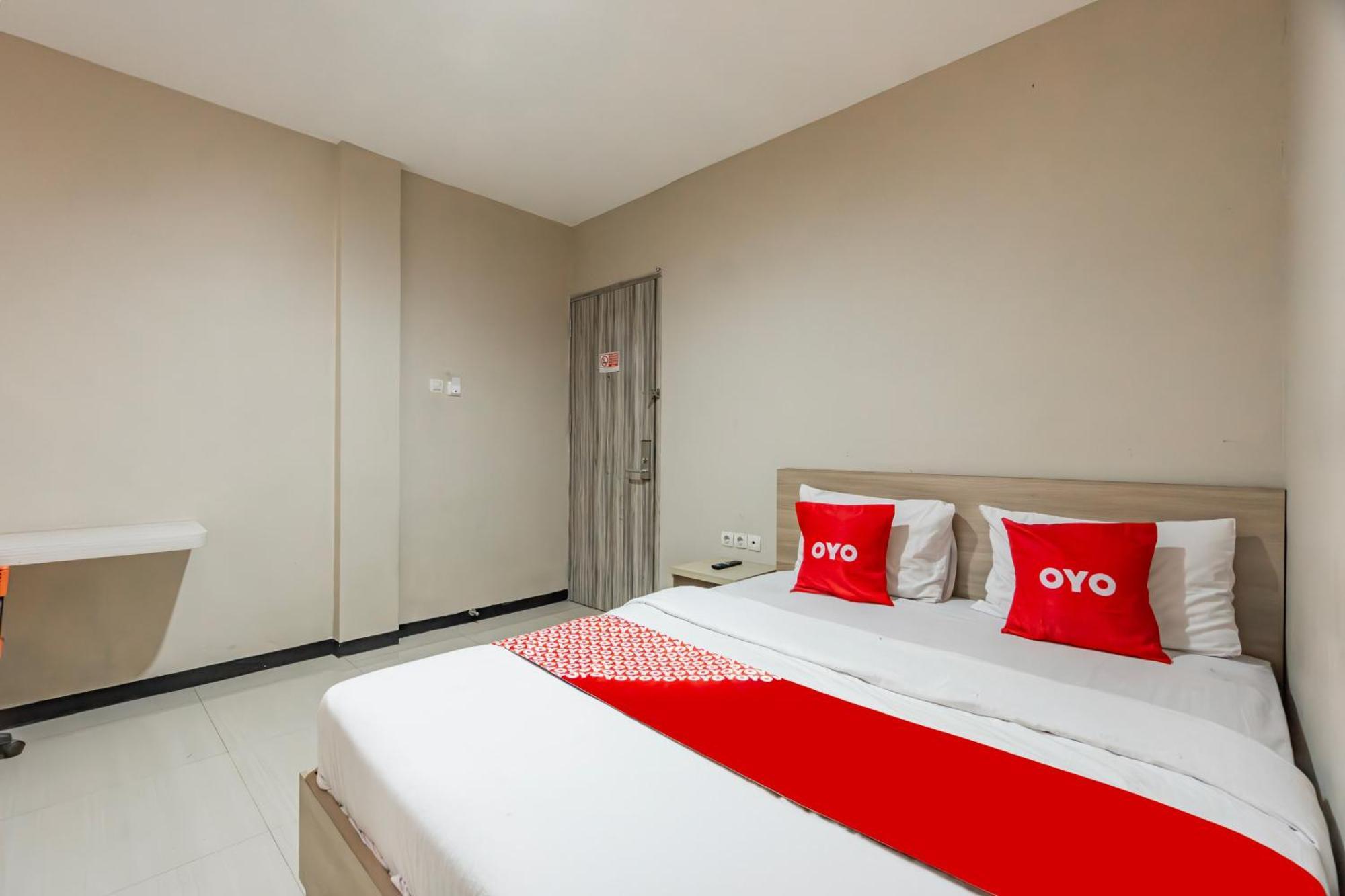 Ace Business Hotel Galaxy Сурабая Екстер'єр фото